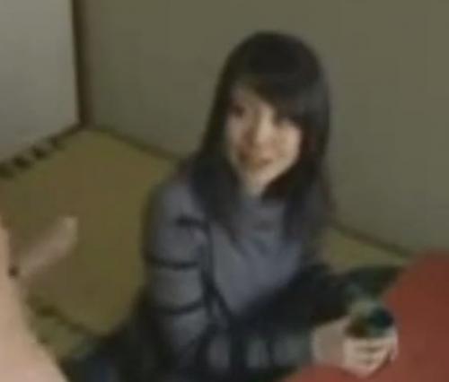 【ヘンリー塚本】忘れられない義父のチンポを求めて今日も家にやってくる人妻…美味しくしゃぶって情熱不倫！