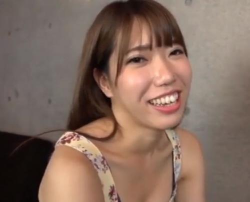 【フェチ】「たっぷり舐めてあげる♡」スレンダーお姉さんがM男の顔面を唾たっぷりにベロベロ…口臭激ヤバｗ