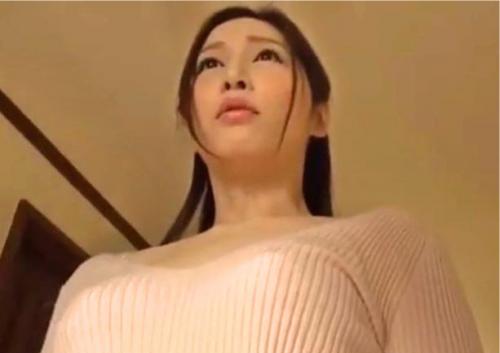 【佐々木あき】憧れていた人妻熟の叔母とセックス！大人びた色気に勃起しっぱなしのチンポを女体で誘惑…