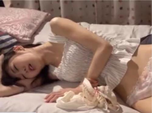【レイプ】アイドル級の童顔美少女宅に侵入し強姦する隣の爺さん！聞こえてくる喘ぎ声でムラムラすんだよっ！