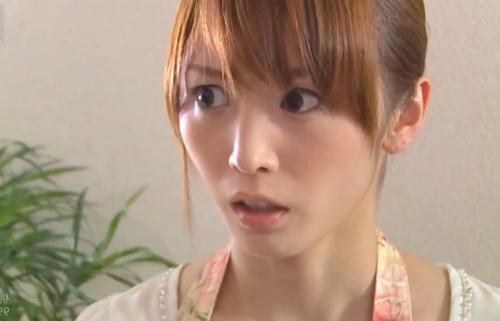 【ながえスタイル】弱みを握られレイプされるスレンダー美乳の美人妻！デカ尻をスパンキングされ膣内生挿入で犯される！