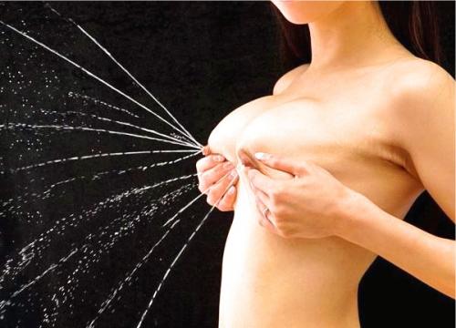 【若妻】19歳なのに巨乳でママ！奇跡のロケットおっぱいから噴出される極上のミルク！