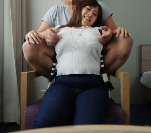 【人妻ナンパ】乳首が敏感な豊満爆乳奥様！セックスにノリノリでパイズリフェラが上手すぎｗ