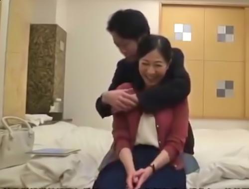 【人妻、不倫】同級会で久しぶりに会った男女はセックスしてしまうか？！検証結果がこちらです。
