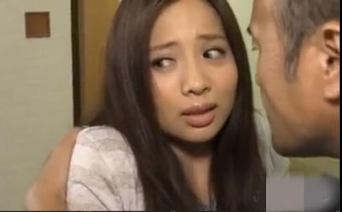 【中出し、寝取られ】旦那の見ている前でレイプされる巨乳の美人妻！「あなたっ！あなた助けてよぉっ！」
