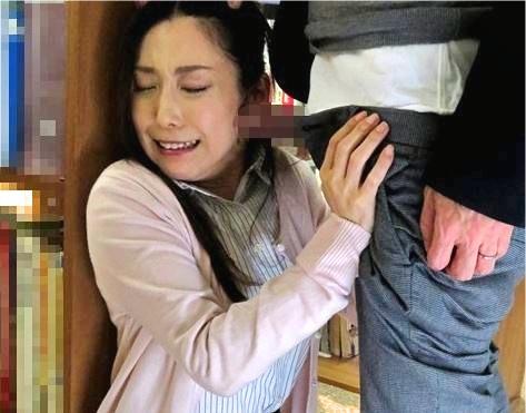 【人妻×レイプ】静寂の図書室…人妻が声を出せないままに犯されてドスケベメスに変わっていく！