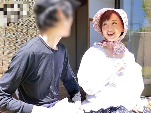 寂しさのあまり他人棒と浮気をしてしまった男！そんなヤツとするくらいなら…と息子がイチモツを武器に母を支える！