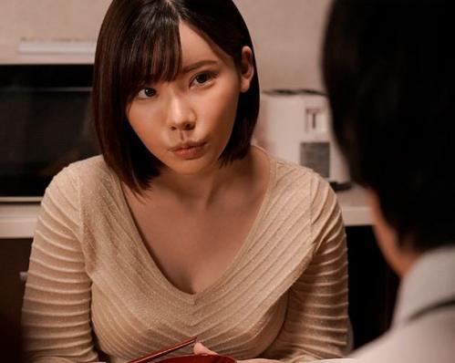 【深田えいみ】寝室で見つけてしまった自分のサイズより大きいコンドームｗ嫁の浮気が発覚してしまう！
