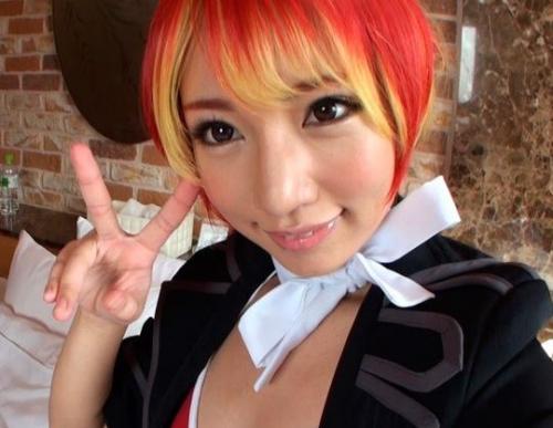 【乙葉ななせ】アニメコスプレイヤーとオフパコセックス！危険日に種付けしたいおっさんたちはチンポガッチガチｗ