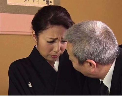 【FAプロ】一条綺美香。喪服の巨乳未亡人を荒縄で縛り犯す中年男。女はドMな性癖が覚醒し淫乱な表情で感じ始める・・・。