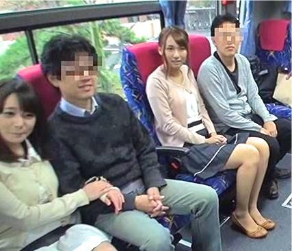 スワッピング大好きな夫婦達が混浴温泉旅行！痴女な女が他人棒に挿入されて大興奮！男もビンビンだぜ☆