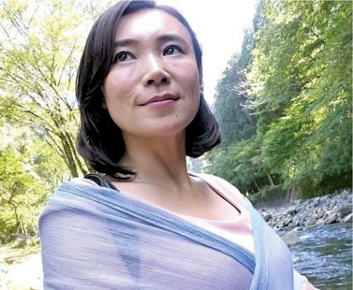 【人妻熟女】四十路の巨乳母親がAV監督と温泉で…旦那には見せない女の顔になり生殖行為をおねだりする！