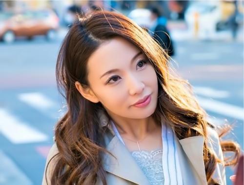 【熟女ナンパ】四十路人妻をナンパして車内へ連れ込みアンケート！エッチな口説きでそのまま不倫SEX