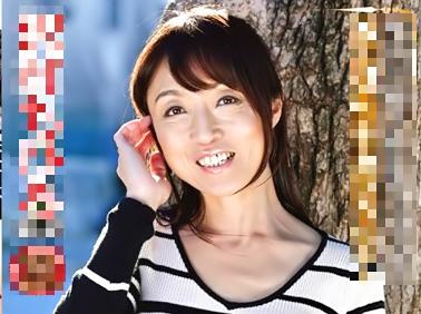 【五十路】熟女人妻がAVデビュー初撮り！性欲が盛りすぎてカニバサミしっちゃう乱れっぷり