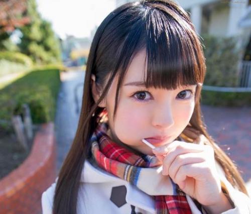 【小倉由菜】「舐めていい？」童顔の制服美少女はアイドル！でもおちんぽしゃぶりを我慢できない痴女でしたｗ