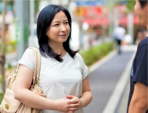 【熟女ナンパ】「早くベッドにイキたいわ♡」性欲旺盛なドスケベ完熟人妻を連れ込んで痙攣絶頂ハメ！