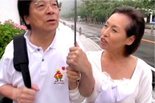 【六十路】還暦熟年夫婦が二人で温泉旅行！ベロチュー濃厚セックスで年甲斐もなく腰を振りまくる