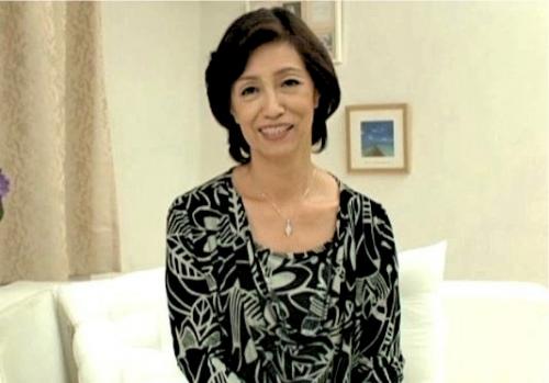 還暦六十路熟女が若い男と初撮り不倫セックスで濃厚な絡み！新たな自分を見つけるのであった
