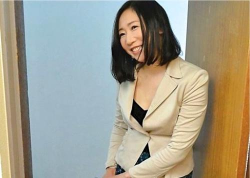五十路手前なのに熟れた身体の義母に大興奮する娘婿！クンニしたら愛液だらだら垂れてきて…メス化！