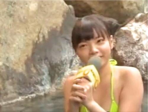 巨乳女子大生が水着で混浴リポート！ポロリモーションにチンポは勃起して輪姦セックス！