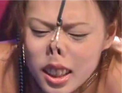 マゾすぎる変態スレンダー美魔女に陵辱調教レイプ！首輪と鼻フックを装着し淫乱メス犬化！