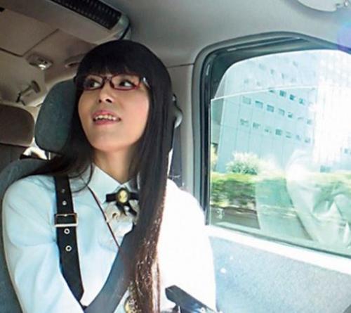 【ニューハーフ】「もっと激しく突いてぇ♡」変態のメガネ男の娘がエロい！アナルを犯されたい願望を今叶えるｗ