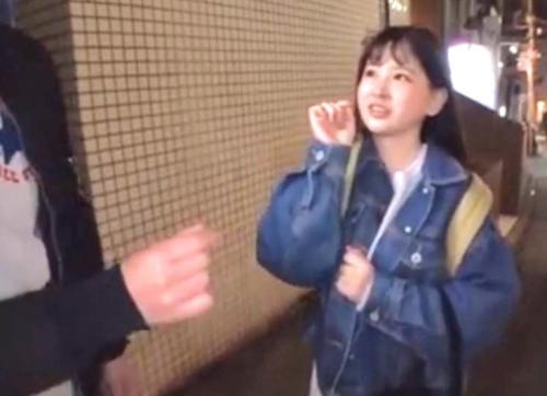 【素人、ナンパ】色白巨乳でデカ尻の黒髪ロングの美女をホテルに連れ込みハメる！形の良いおっぱいが最高～！