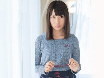 【琴羽雫】清楚なメガネ美少女が緊張MAXの恥じらいセックス！