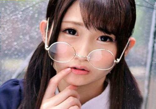 ≪S級素人≫『実は私…物凄くセックス好きなんです…』SNSナンパした真面目そうな理系JDが淫語連発マ●コ大洪水の天才痴女