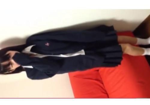 ≪個人流出≫顔を隠し続ける制服美少女を脱がせ、問答無用の激突き喰らわす鬼畜おやじのハメ撮り映像！