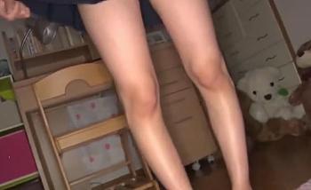 中○生！？細身な身体な妹が大好きなお兄ちゃんチンコにヨガリまくる