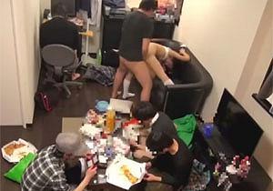中○生！？ヤリ部屋に連れ込まれたガチロリJCが男共にレイプされるｗ中出しは順番ですｗｗ