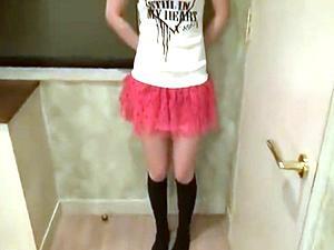 中学生？小学生？女の子と援助交際しちゃう動画。下着がガチJCｗ