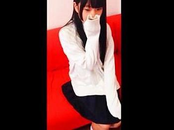 中○生！？顔バレNGちっぱいJC2と学校帰りにハメ撮り援助交際ｗ種付け中出しで焦る少女