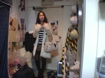 素人流出！？22歳の風俗嬢ギャルとプライベート生ハメエッチｗプロの手技を堪能したあとお礼の中出しｗｗ