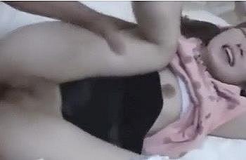 小○生！？鬼畜教師にレイプされる少女を盗撮した問題作ｗｗ削除注意