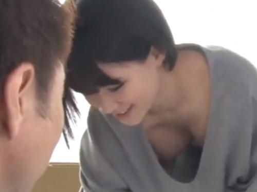【白咲碧】ノーブラでゴミ出しをする無防備な美乳若妻を我慢できずにレイプ！敏感な身体を弄ばれエビ反り本気イキ♡