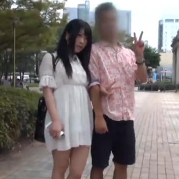 【南梨央奈】もしもAV女優に逆ナンされたらどうする！？ラッキーな素人男性が我慢できずに大量発射！