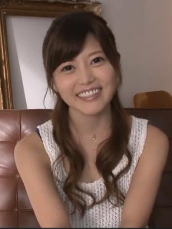 乃木坂メンバーにいてもおかしくない美少女！きれいなお顔に大量顔射！！