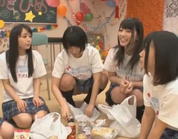 明日は学園祭！前夜祭でお酒を飲んだらなんだかHな気分…激カワ美少女JKの百合H