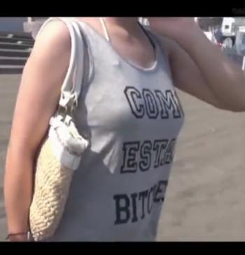 中はダメだよ〜！ビーチにいた爆乳奥様は旦那を放ったらかして中出しセックス！