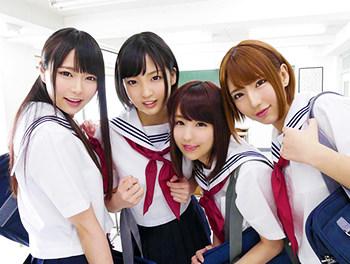 『ハーレム！激カワ女子校生に主観フェラや手コキでチンポ責められまくりｗ』亀頭を舌でチロチロしたりエロ過ぎる！/♥