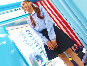 『マジックミラー号！スレンダーで可愛い貧乳ちっぱい女部下！』シックスナインしたり騎乗位で突かれて感じちゃう～ッ！//♥