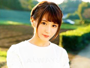 エッチな表情で乳首や肉棒を舐める美少女！主観騎乗位で激しくピストンされ気持ち良すぎて喘いじゃう//♥可愛い顔に顔射！！