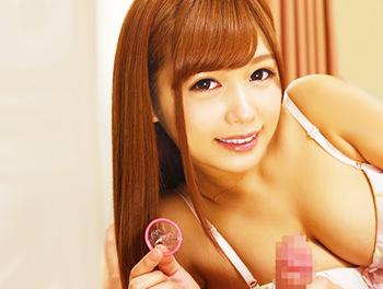 『変な感じって事は気持ち良いって事なんだよ//♥』楽しそうにショタチンポをしゃぶる痴女お姉さんｗ騎乗位で童貞筆おろし！！