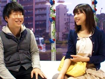 《マジックミラー》激カワ清楚系スレンダー貧乳ちっぱい女子大生！友達のチンポをフェラしたりチンポ挿入されて感じちゃうｗ
