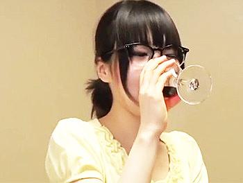 『奥まで当たる！すっごい//♡』騎乗位で感じまくる美巨乳おっぱいド淫乱人妻！黒髪ロングヘアー若妻のフェラも最高！