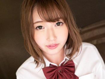 『おじさんの腕気持ちイィ♡』童顔ロリ顔で可愛い女子高生に腕枕！脇の臭いが好きという変態美少女が騎乗位で感じちゃう！ｗ