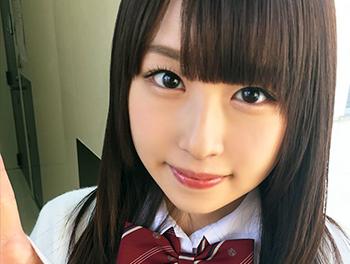 『神級にロリ可愛い女子校生が援交しちゃう！』制服着衣で高速ピストン！パイパンおマンコに膣内射精！中出しセックス！♥//