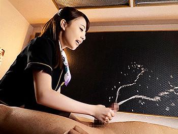 極上ボディの激カワSSS級美少女が騎乗位で腰を上下に動かしチンポを責めまくり//♡可愛い顔して手コキで男の潮吹きも！！